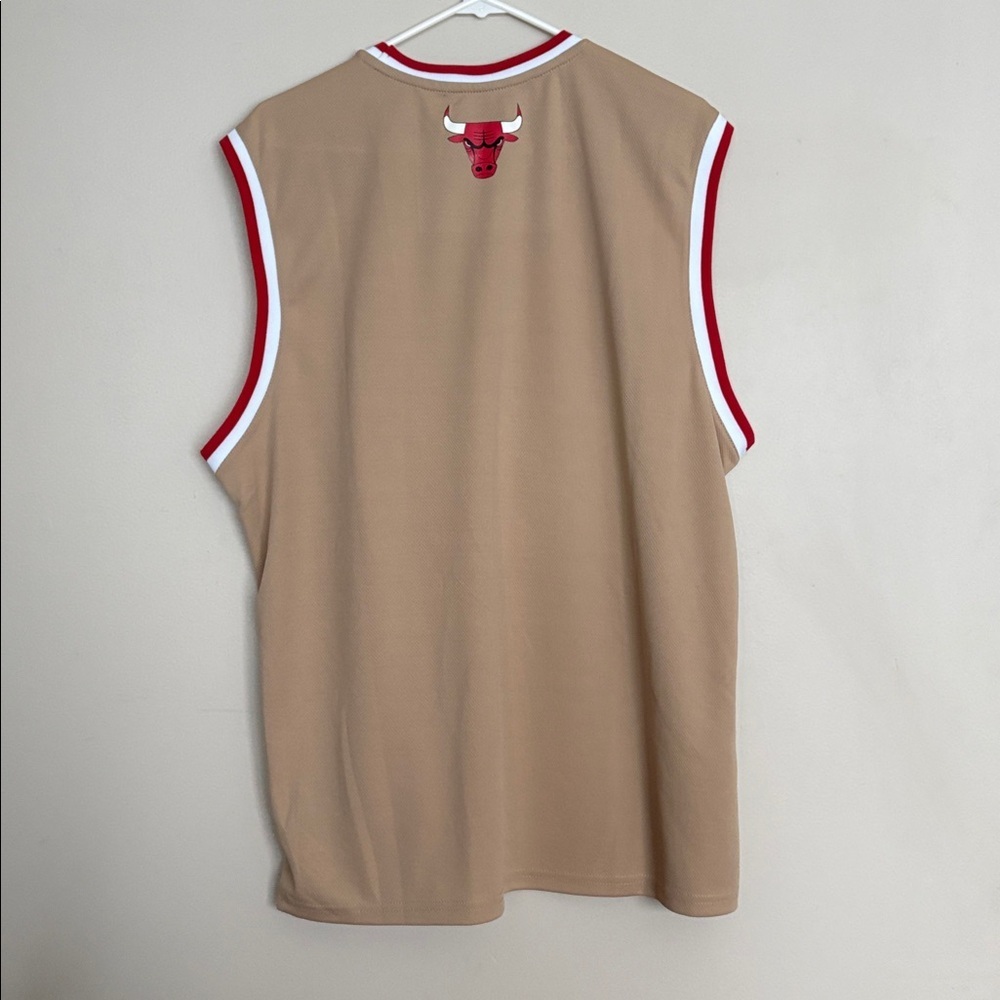 Chicago Bulls Ultra Game Tan NBA Basketball Jersey Sleeveless XL - Picture 6 of 8